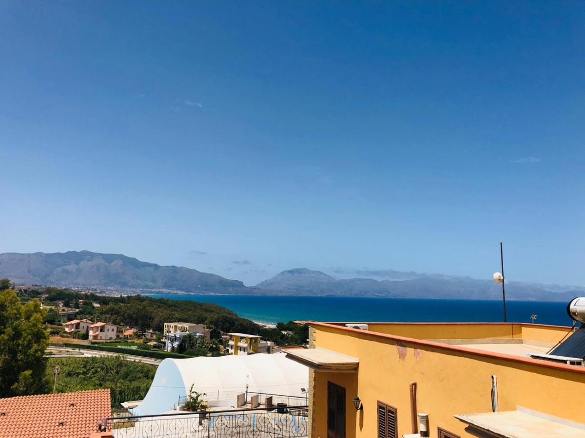 Case Vacanze Piccolo Balestrate Exteriör bild